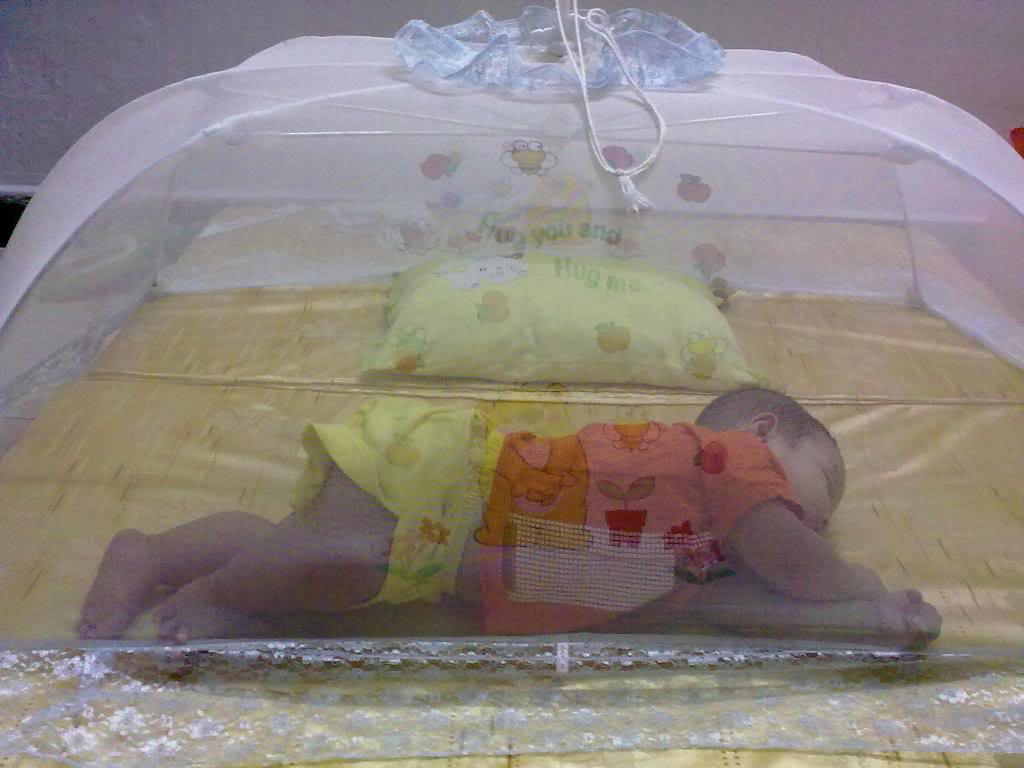 cho-be-ngu-trong-man