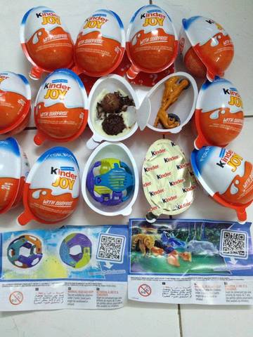 Kẹo Chocolate trứng Kinder Joy 