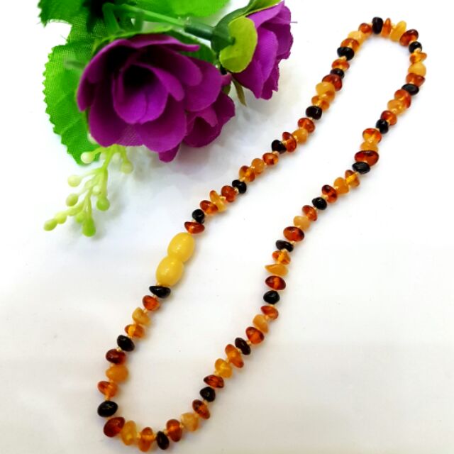 Vòng cổ hổ phách giảm đau răng, tăng sức đề kháng cho trẻ từ 0 – 3 tuổi