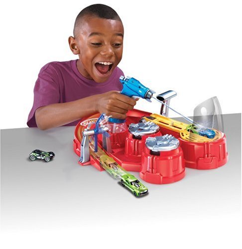 Xe đổi màu Hot Wheels Blaster